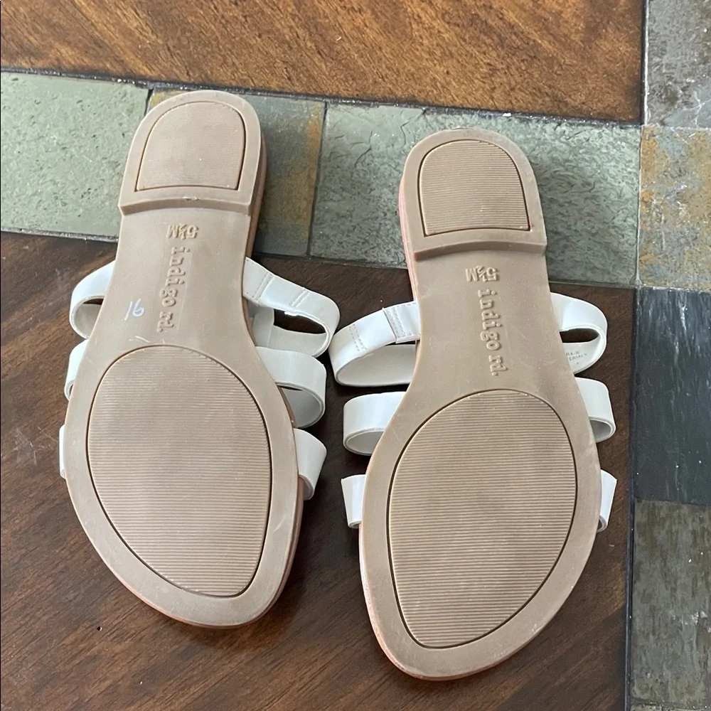 Indigo Women's White Strappy Sandals - Picture 3 of 5